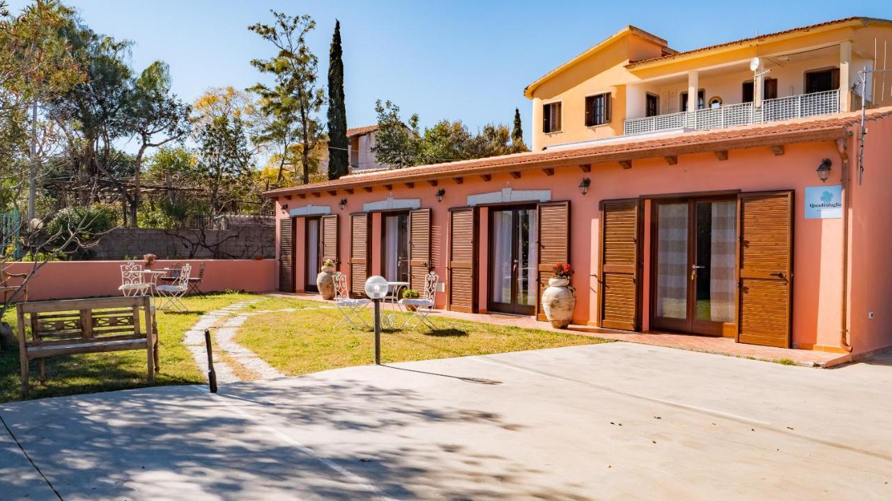 Quadrifoglio Affittacamere San Teodoro  Buitenkant foto