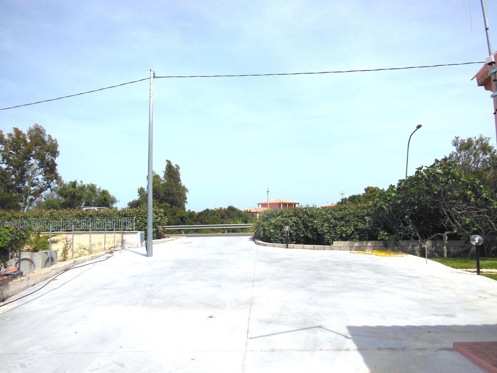 Quadrifoglio Affittacamere San Teodoro  Buitenkant foto